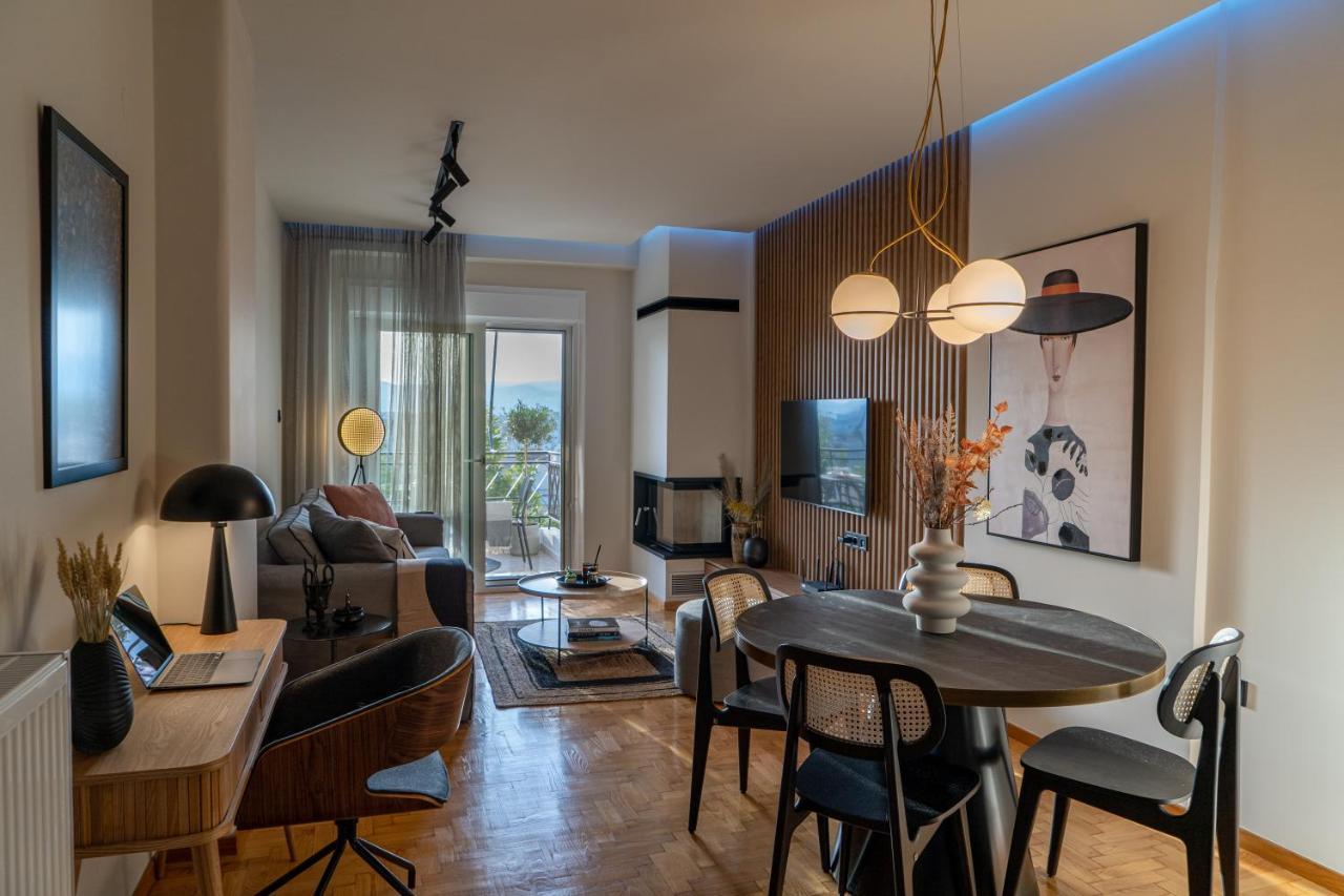 Seventh Floor * Volos